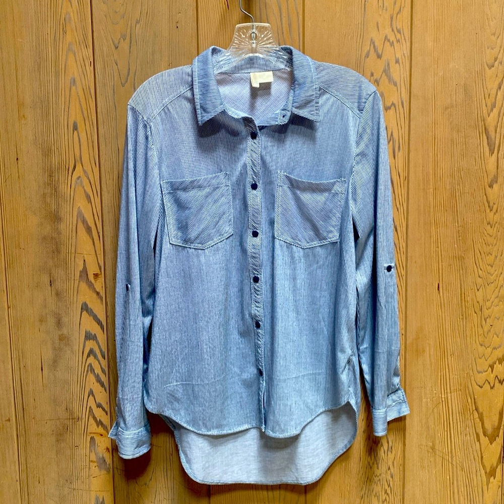 Love this striped long sleeve!